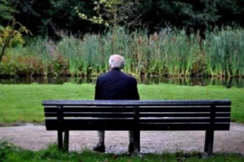 تنهایی ریسک مبتلاشدن به بیماری پارکینسون را بیشتر می کند