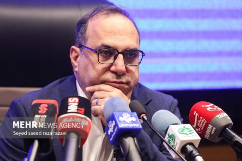 استخدام ۱۵۰۰ نفر در دانشگاه علوم پزشکی ایران ۸۰۰ نفر جذب شدند
