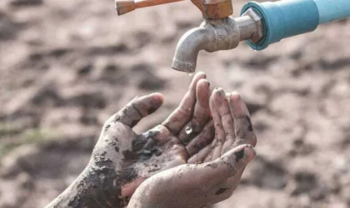 وقتی دولت در سیاست های صرفه جویی آب صادق نیست، مردم هم صرفه جویی نمی کنند